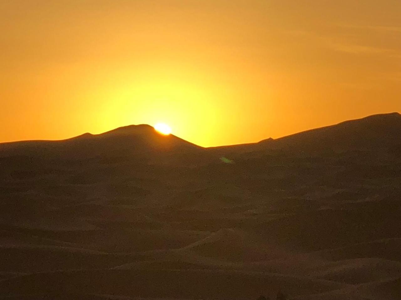 Sahara camel tours camp Hotel Merzouga Bagian luar foto
