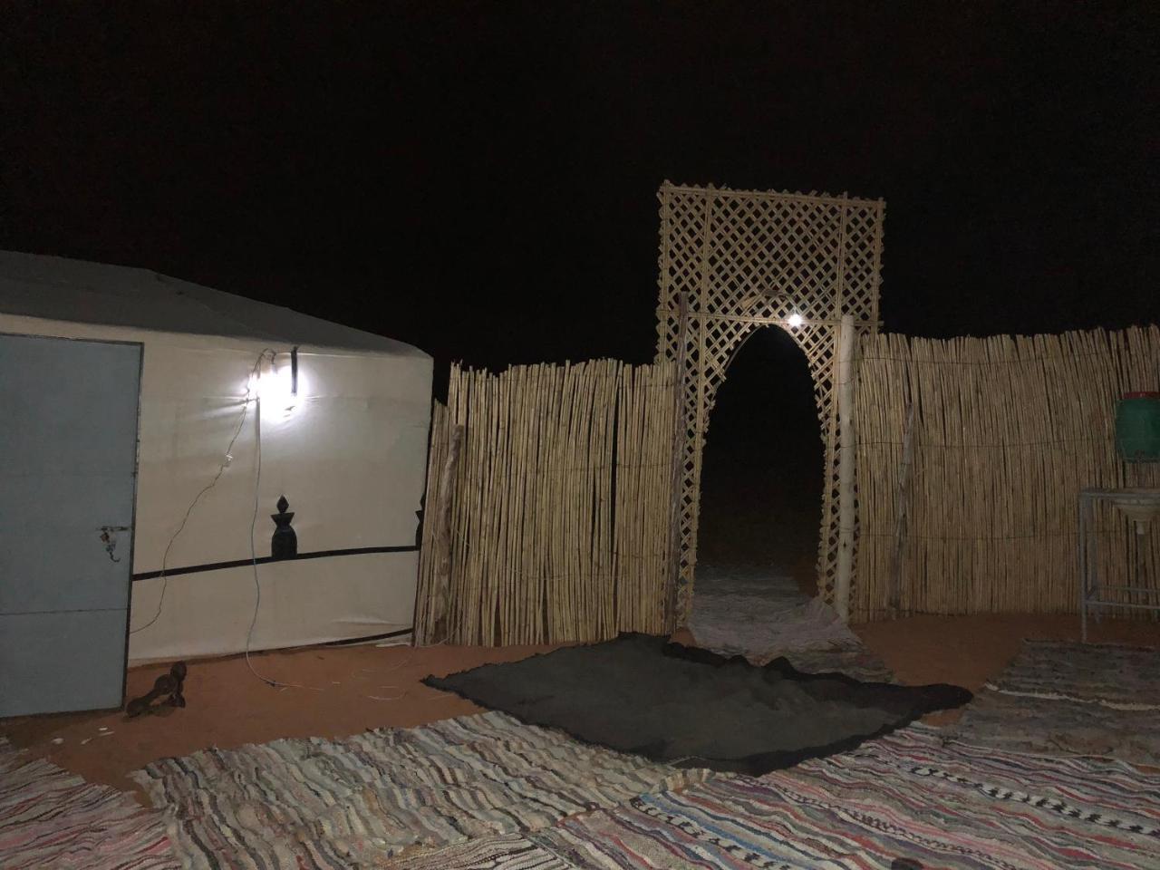 Sahara camel tours camp Hotel Merzouga Bagian luar foto